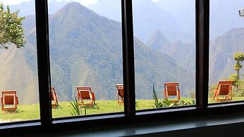 Llactapata Lodge Overlooking MachuPicchu