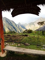 Llactapata Lodge Overlooking MachuPicchu