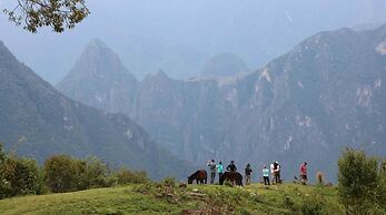 Llactapata Lodge Overlooking MachuPicchu