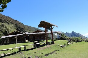 Llactapata Lodge Overlooking MachuPicchu