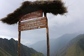 Llactapata Lodge Overlooking MachuPicchu