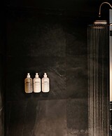 Life House, Lower Highlands