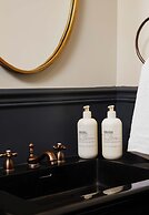 Life House, Lower Highlands