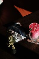 Life House, Lower Highlands