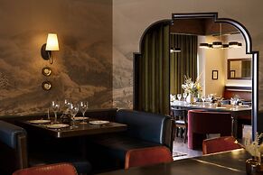 Life House, Lower Highlands