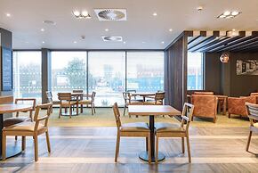 Premier Inn Wokingham Town Centre