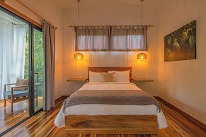 El Nido Jungle Lodge