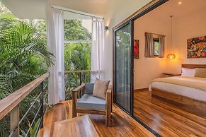 El Nido Jungle Lodge