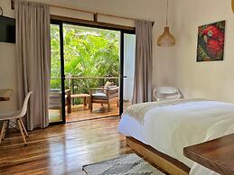 El Nido Jungle Lodge