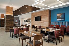 Hilton Garden Inn Milwaukee Brookfield Conference Center, WI