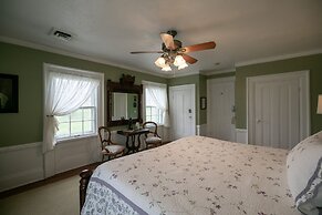 Willard Richards Inn