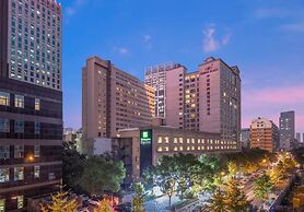 Holiday Inn Express Ningbo City Center by IHG