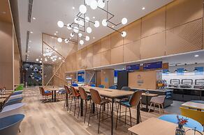 Holiday Inn Express Ningbo City Center by IHG