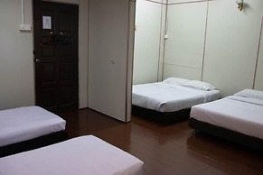 Sealion Pulau Ketam Inn