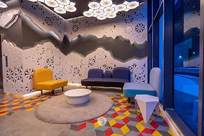 Arte Plus KLCC by FavSpace