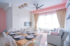 Arte Plus KLCC by FavSpace