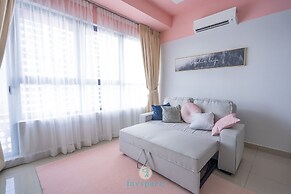 Arte Plus KLCC by FavSpace