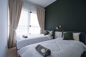 Arte Plus KLCC by FavSpace