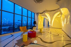 Arte Plus KLCC by FavSpace