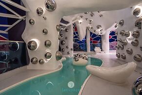 Arte Plus KLCC by FavSpace