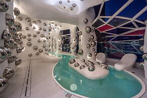 Arte Plus KLCC by FavSpace