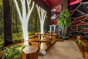 Arte Plus KLCC by FavSpace