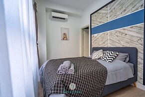 Arte Plus KLCC by FavSpace