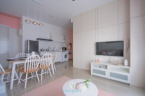 Arte Plus KLCC by FavSpace