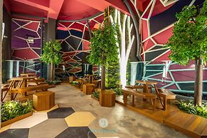 Arte Plus KLCC by FavSpace