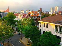 Nhu Y Hotel