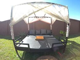 Rattanakvisal Boutique