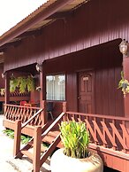 Rattanakvisal Boutique