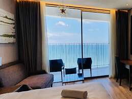 Holi Panorama Condotel