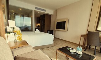 Holi Panorama Condotel