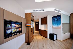 Holi Panorama Condotel