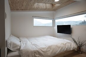 Pool Villa Shiny River