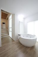 Pool Villa Shiny River