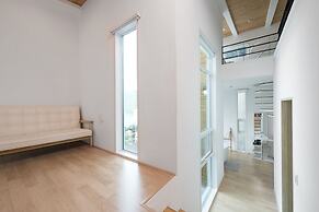 Pool Villa Shiny River