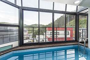 Pool Villa Shiny River