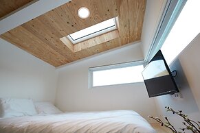 Pool Villa Shiny River