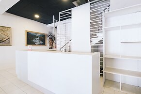 Super OYO 2041 Griya Aneka