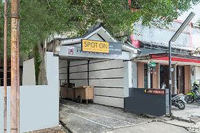 SPOT ON 2054 Hotel Arimbi 3