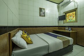 SPOT ON 2054 Hotel Arimbi 3