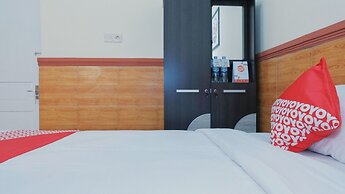 OYO 1190 Griya Soeratin Residence Syariah