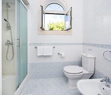 Beach Apartment Demi