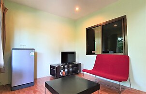 Chalong Stay Well by Palai Seafood