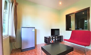 Chalong Stay Well by Palai Seafood