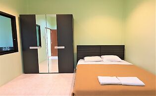 Chalong Stay Well by Palai Seafood