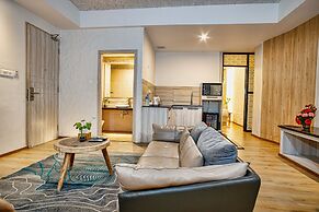 Arushi Boutique Hotel