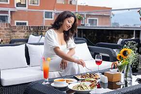 Arushi Boutique Hotel